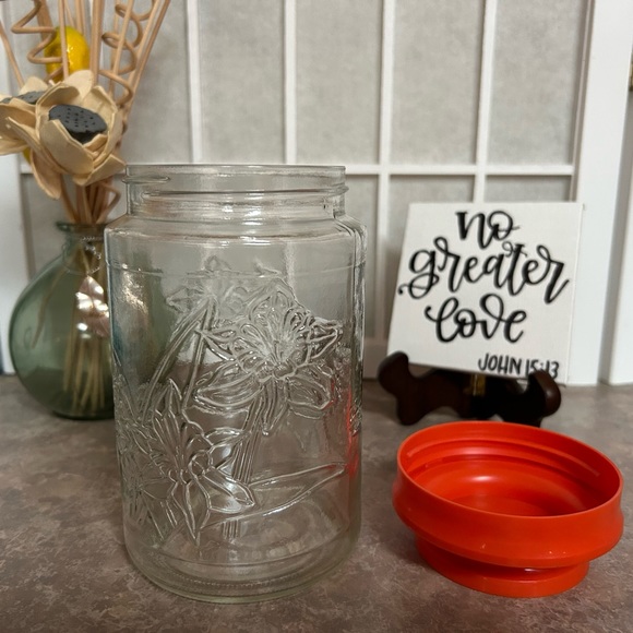 Vintage Anchor Hocking Lidded Daffodils Jar - Picture 6 of 9